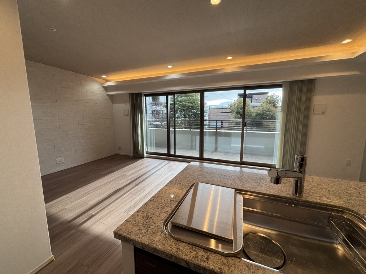 こだわり抜いた大人のモダン空間